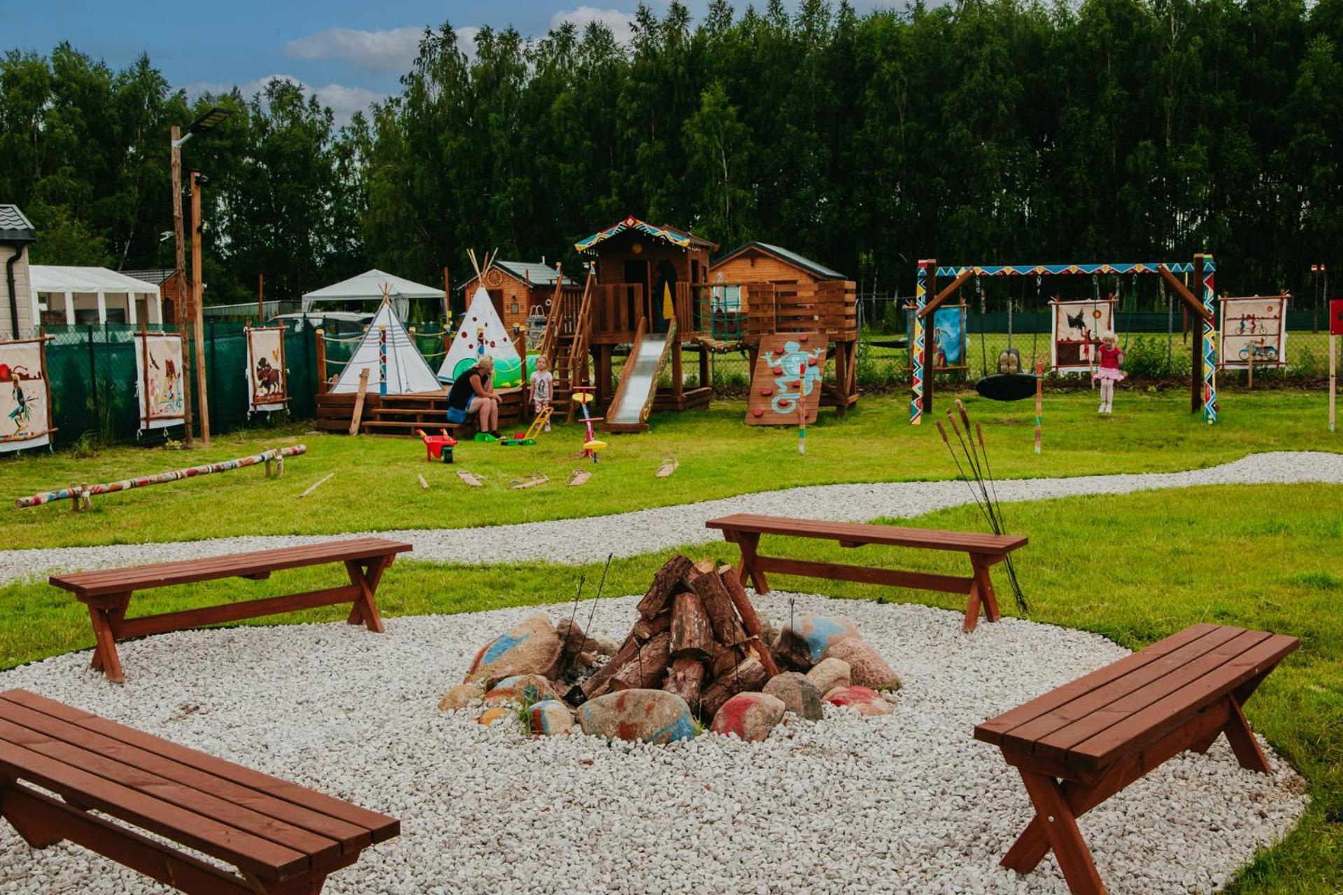 Indiana Camp - 150 M Od Suntago Park 호텔 Grabce-Towarzystwo 외부 사진